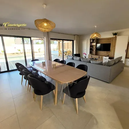 Plein Pied 8 Pers Piscine Chauffee Privee Proche San Cipriano Cala Rossa Climatisation Wifi Villa Lecci