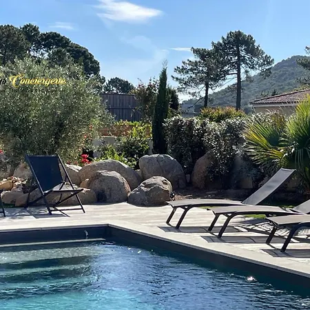 Plein Pied 8 Pers Piscine Chauffee Privee Proche San Cipriano Cala Rossa Climatisation Wifi Villa *